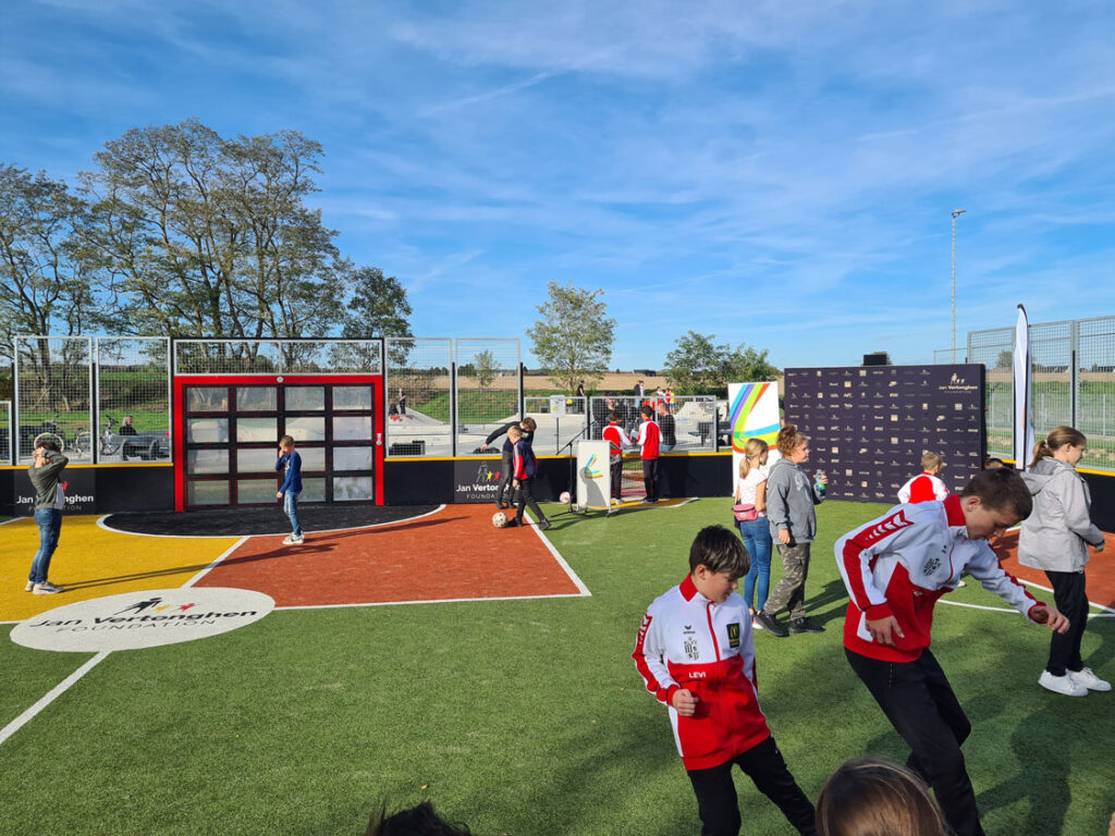 Officiële inhuldiging van de zesde Jan Vertonghen Foundation Playground te Lanaken